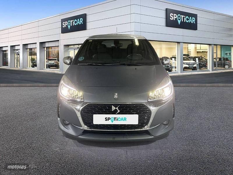 Usado DS Automobiles DS3 110 CV (80 kW) 2018 Gris Berlina