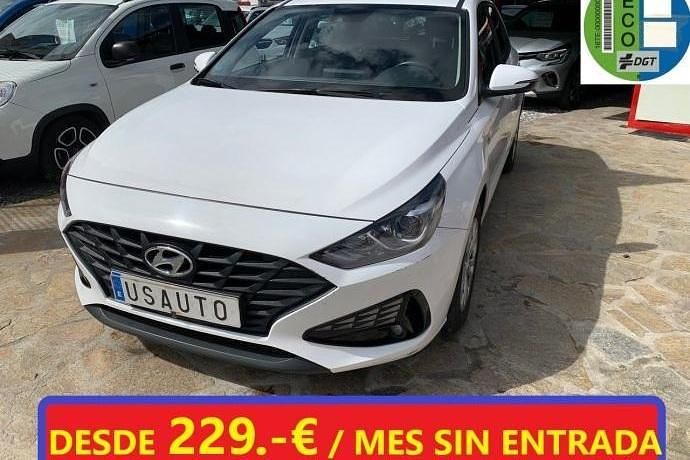 Blanco Usado 2022 Hyundai i30 Berlina | 14.900 € (Precio justo) - Imagen 1/4