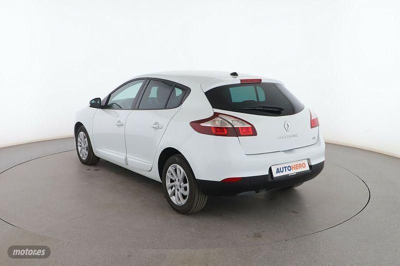 Usado Renault Mégane LIMITED 95 CV (69 kW) 2015 Blanco Berlina