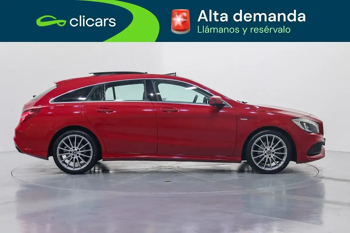 Usado Mercedes CLA200 Shooting Brake 156 CV (114 kW) 2019 Rojo Familiar