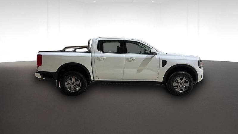 Usado Ford Ranger XLT 170 CV (125 kW) 2023 Blanco frozen Recogida