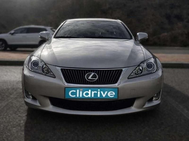 Usado Lexus IS250 Sport Line 208 CV (152 kW) 2010 Gris Berlina