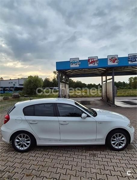 Usado BMW 118 143 CV (105 kW) 2011 Blanco Utilitario