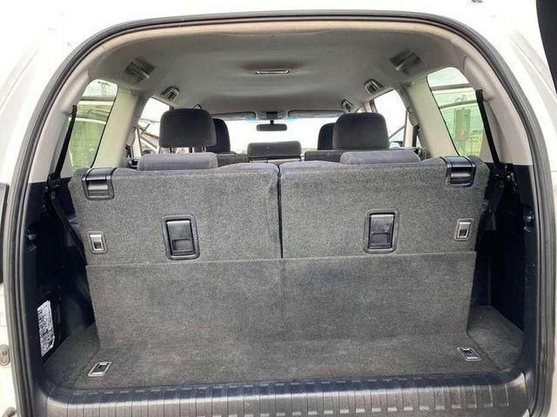 Begagnad Toyota Land Cruiser 204 HK (150 kW) 2018 Vit SUV