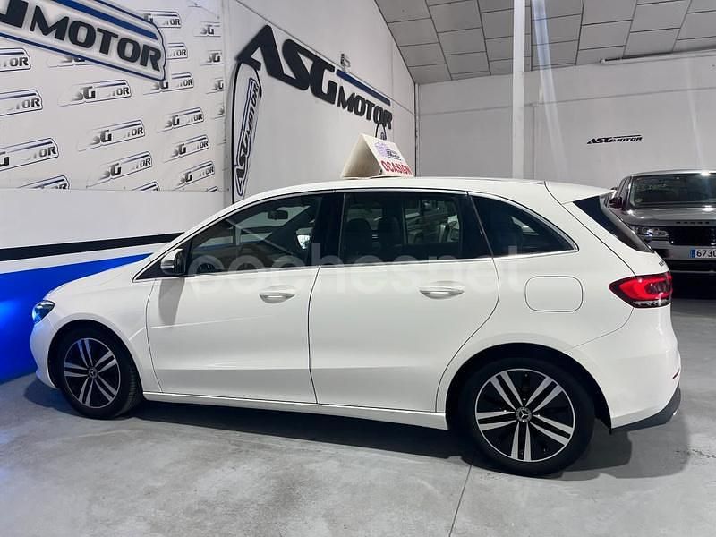 Usado Mercedes B180 116 CV (85 kW) 2021 Blanco Monovolumen