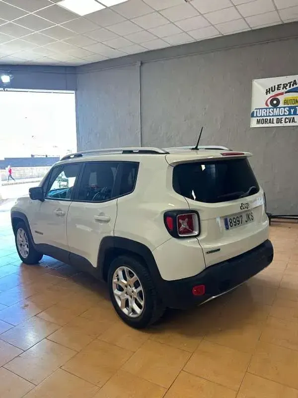 Usado Jeep Renegade Limited 120 CV (88 kW) 2015 Blanco SUV