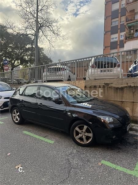 Negro Usado 2004 Mazda 3 Active Berlina | 2300 € (Precio justo) - Imagen 1/4