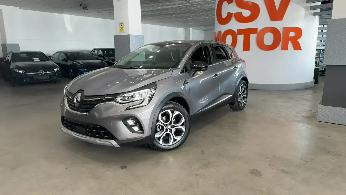 Usado Renault Captur Intens 145 CV (106 kW) 2024 Gris SUV