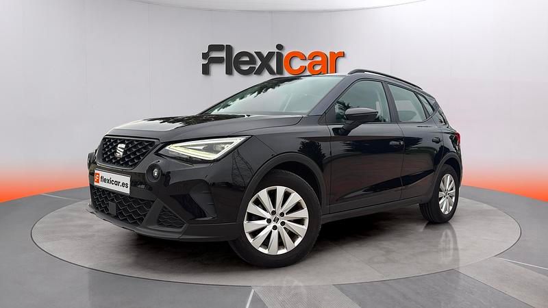 Usado Seat Arona Reference 95 CV (69 kW) 2023 Negro SUV