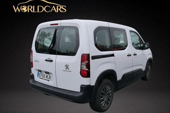 Usado Peugeot Rifter Business-Line 100 CV (73 kW) 2023 Monovolumen