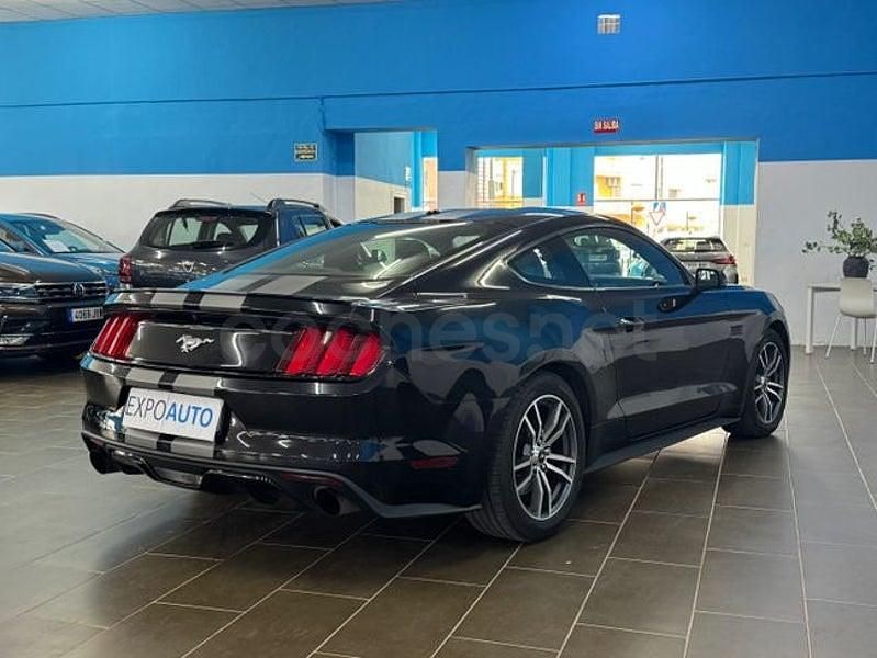 Usado Ford Mustang 290 CV (213 kW) 2018 Negro Coupe