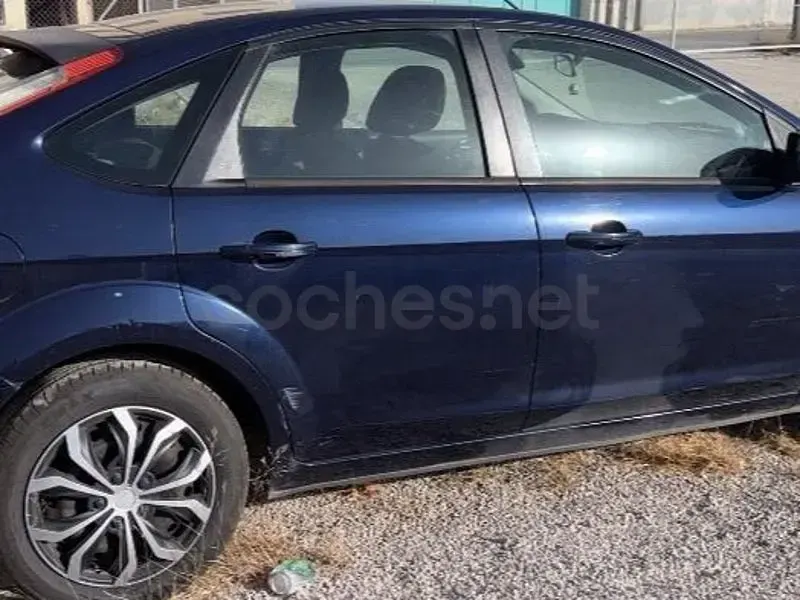 Usado Ford Focus Titanium 109 CV (80 kW) 2011 Azul Berlina
