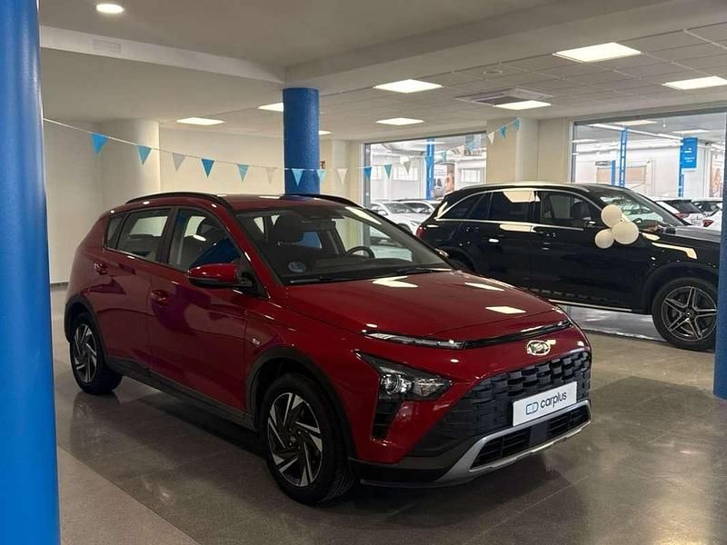 Usado Hyundai Bayon 101 CV (74 kW) 2022 Rojo SUV
