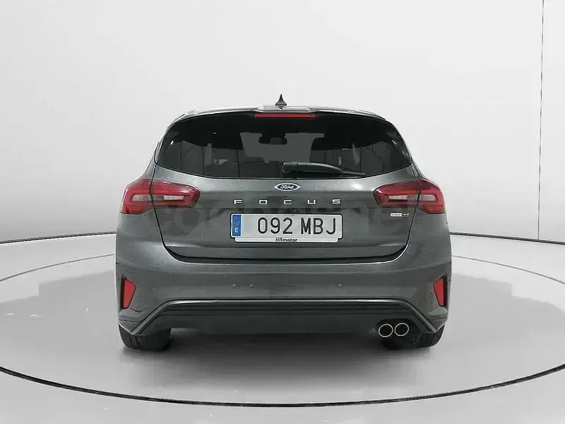 Usado Ford Focus ST-Line 125 CV (91 kW) 2022 Gris Familiar