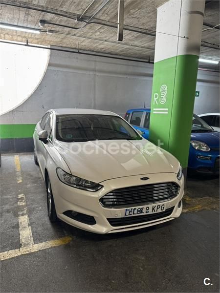 Blanco Usado 2018 Ford Mondeo Business Edition Berlina | 4000 € - Imagen 1/3