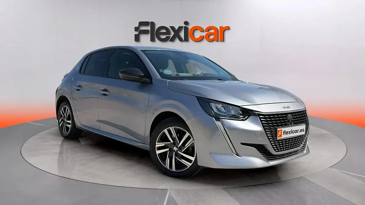 Usado Peugeot 208 Allure 101 CV (74 kW) 2023 Utilitario