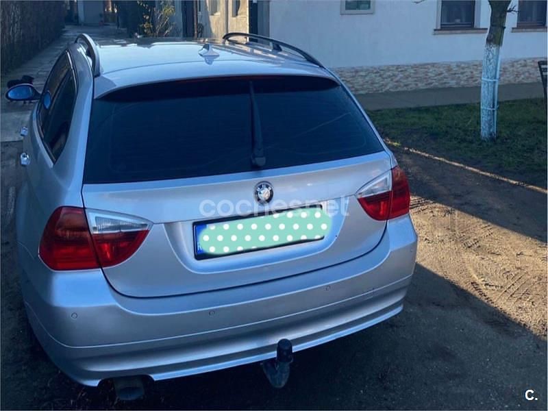 Usado BMW 320 163 CV (119 kW) 2007 Gris / plata Familiar