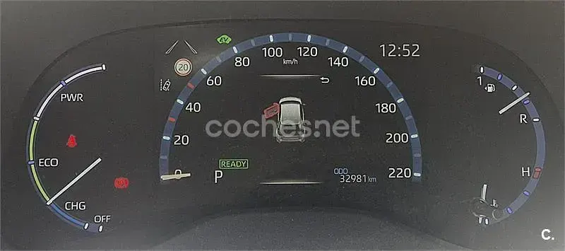 Usado Toyota Yaris Cross 116 CV (85 kW) 2024 Blanco SUV