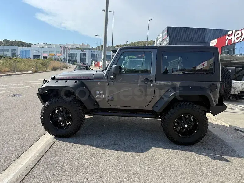 Usado Jeep Wrangler Rubicon 200 CV (147 kW) 2018 Gris / plata SUV