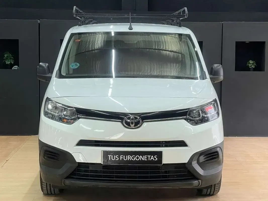 Usado Toyota Proace City City 102 CV (75 kW) 2021 Blanco Monovolumen