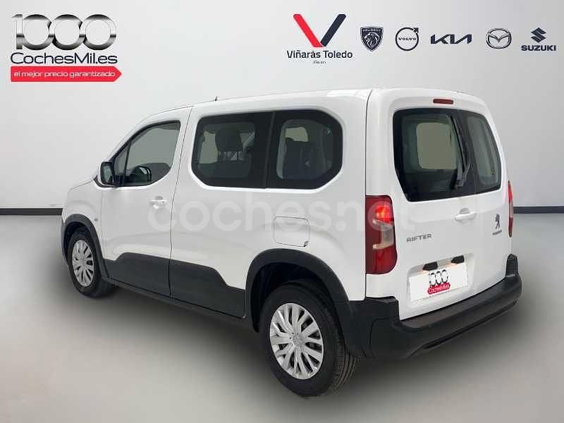 Usado Peugeot Rifter Active 100 CV (73 kW) 2021 Blanco Monovolumen