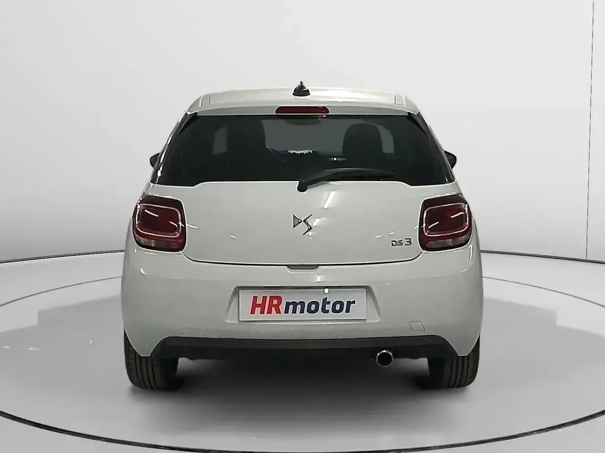 Usado DS Automobiles DS3 82 CV (60 kW) 2018 Blanco Utilitario