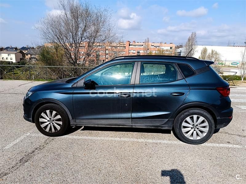 Usado Seat Arona Style 90 CV (66 kW) 2019 Negro SUV