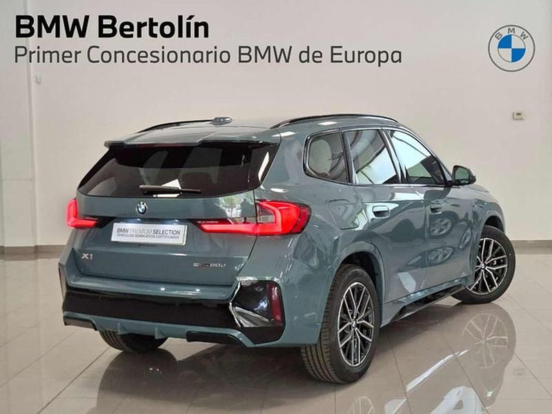 Usado BMW X1 163 CV (119 kW) 2025 Verde SUV