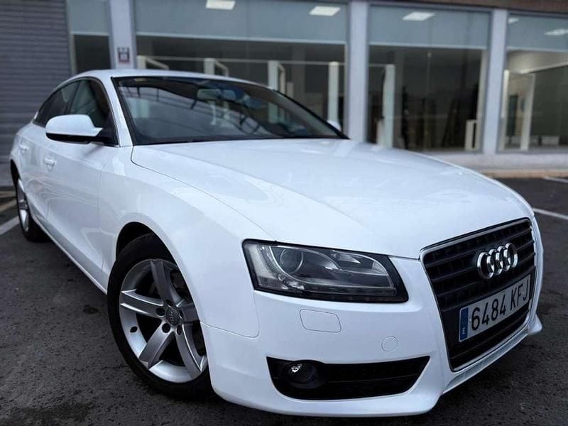 Käytetty Audi A5 S-Line 170 HP (125 kW) 2010 Valkoinen Coupe - kaksiovinen