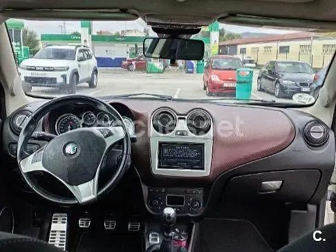 Usado Alfa Romeo MiTo Distinctive 90 CV (66 kW) 2009 Blanco Utilitario