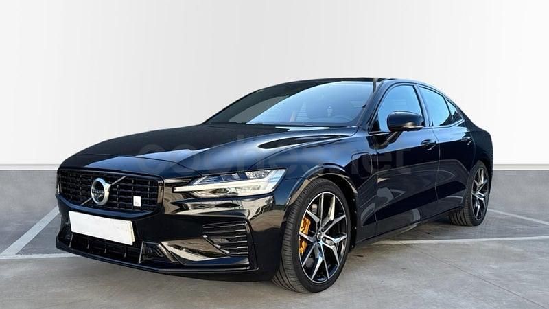 Usado Volvo S60 405 CV (297 kW) 2020 Negro Berlina