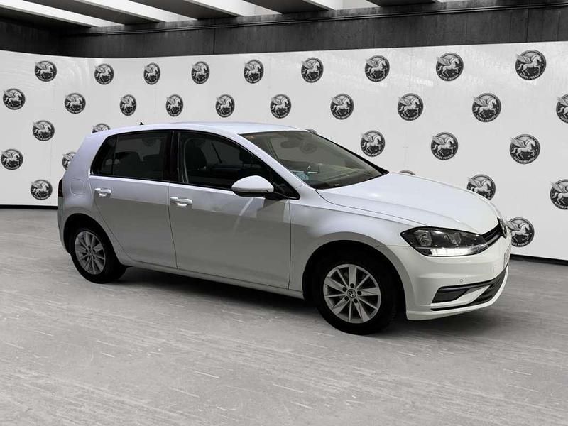 Usado VW Golf VII Sportline 116 CV (85 kW) 2019 Blanco Utilitario