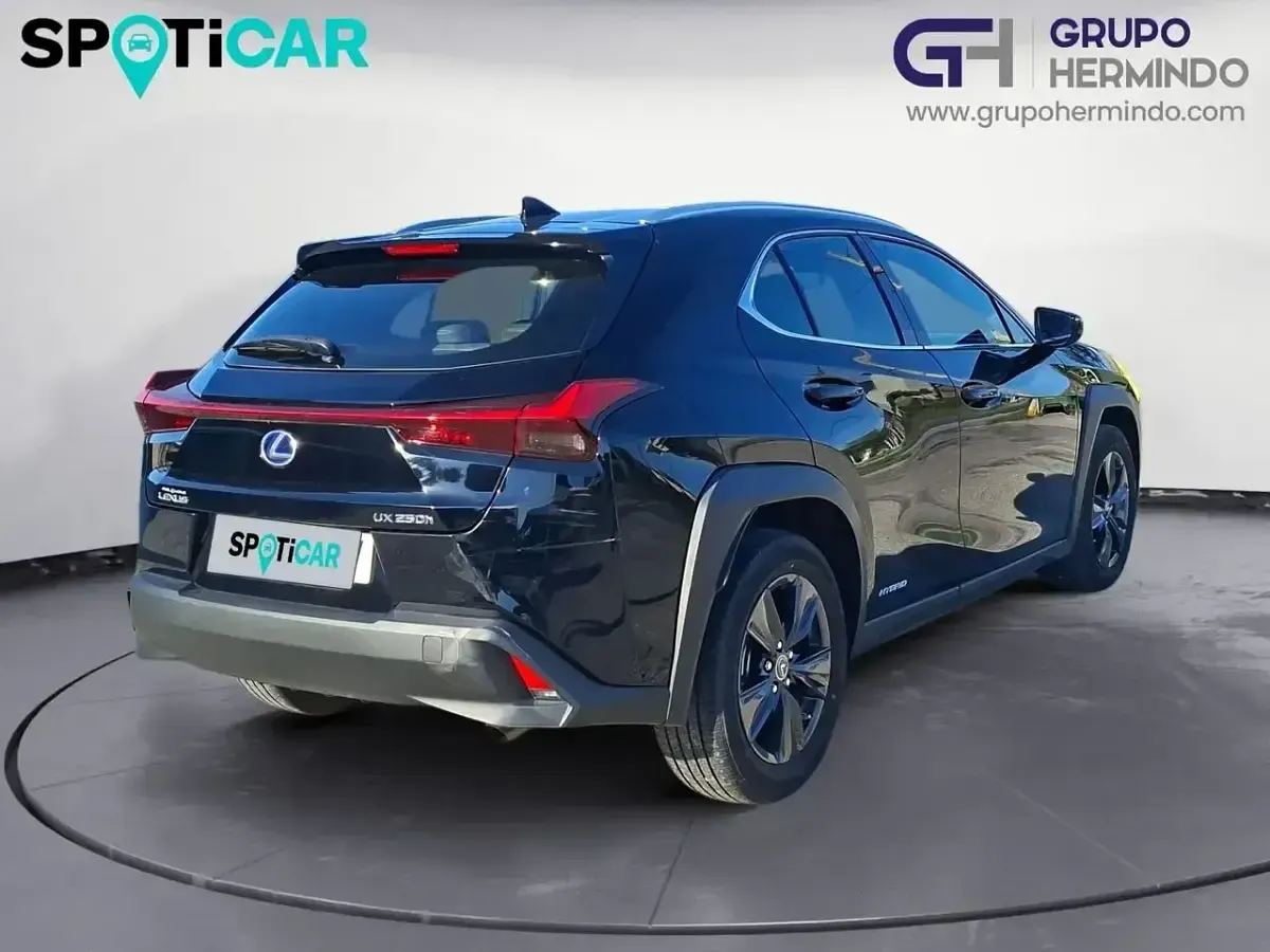 Usado Lexus UX Business Edition 184 CV (135 kW) 2022 Negro SUV