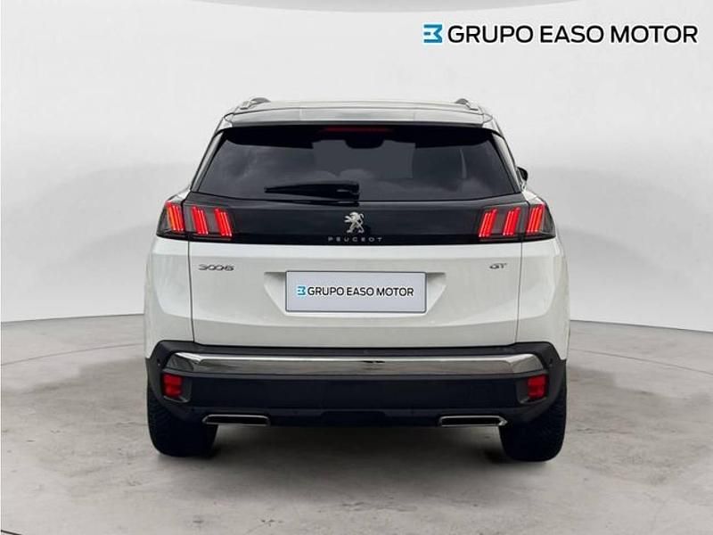 Usado Peugeot 3008 GT 130 CV (95 kW) 2021 Blanco SUV