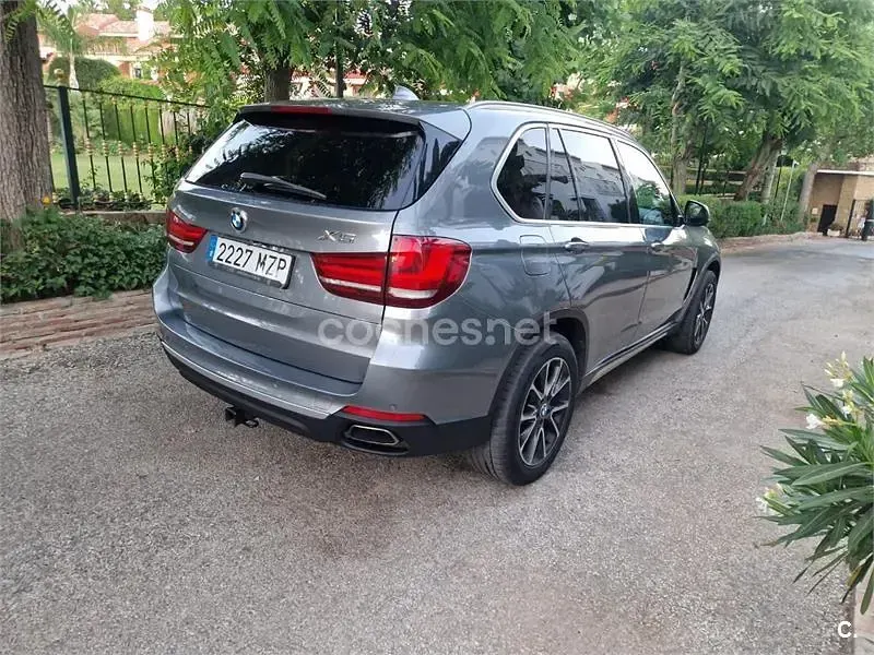 Usado BMW X5 Comfort Edition 245 CV (180 kW) 2014 Gris / plata SUV