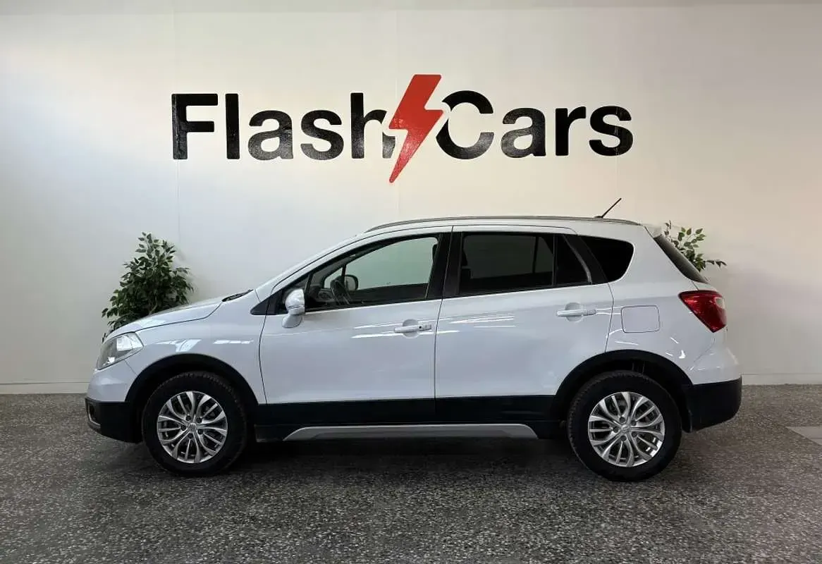 Usado Suzuki SX4 S-Cross 120 CV (88 kW) 2015 Blanco SUV