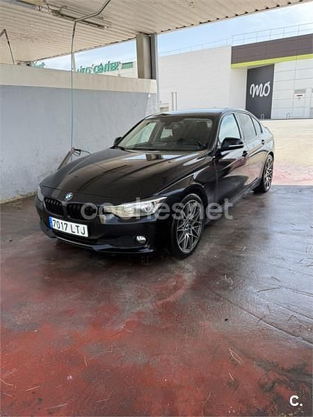 Negro Usado 2012 BMW 318 Berlina | 10.350 € (Precio justo) - Imagen 1/4