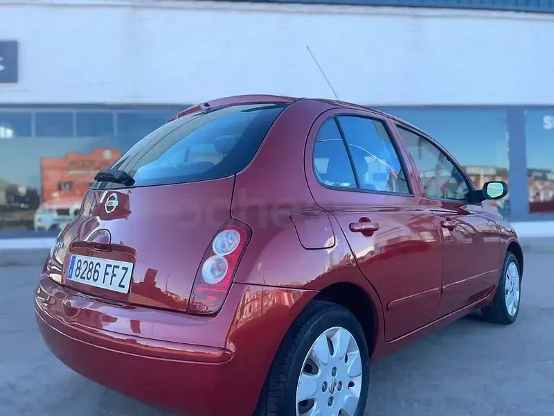 Usado Nissan Micra Acenta 88 CV (64 kW) 2007 Granate Berlina