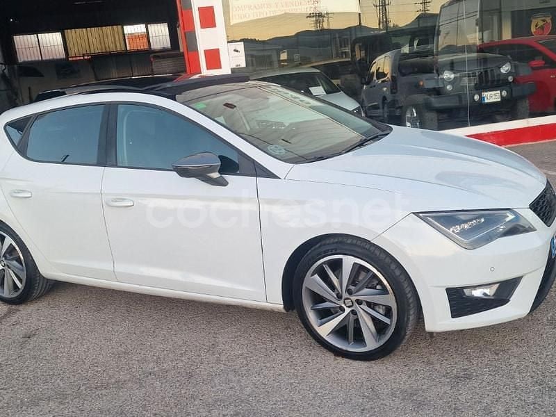 Blanco Usado 2014 Seat Leon FR Berlina | 8990 € (Precio justo) - Imagen 1/4