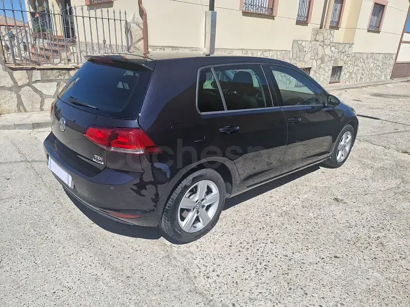 Usado VW Golf VII Advance 110 CV (80 kW) 2016 Negro Berlina