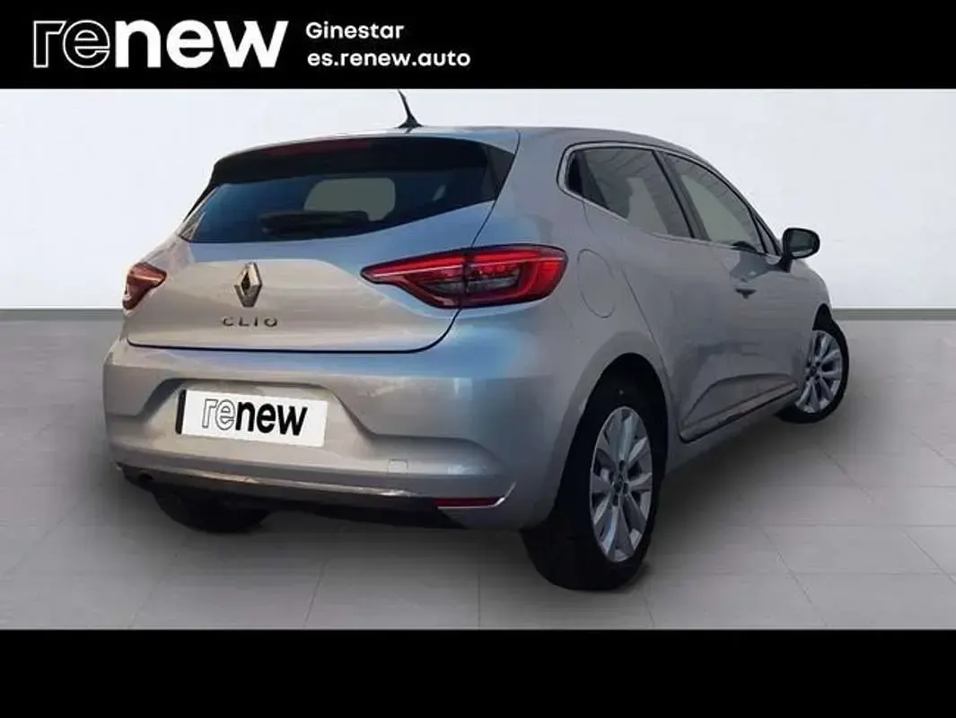 Usado Renault Clio Zen 91 CV (66 kW) 2021 Gris Utilitario