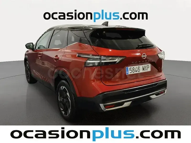 Usado Nissan Qashqai N-Connecta 140 CV (102 kW) 2025 Rojo SUV