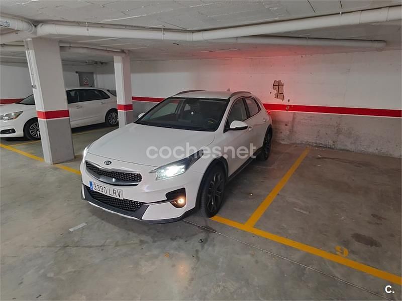 Usado Kia XCeed 120 CV (88 kW) 2021 Blanco SUV