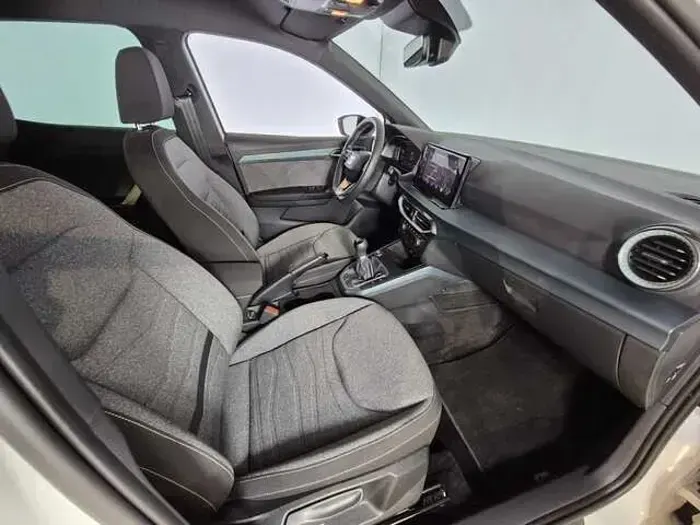 Usado Seat Arona Xperience 115 CV (84 kW) 2025 Blanco SUV