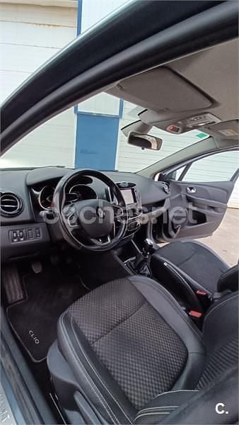 Gris / plata Usado 2017 Renault Clio GrandTour Zen Familiar | 9500 € (Buen precio) - Imagen 1/4