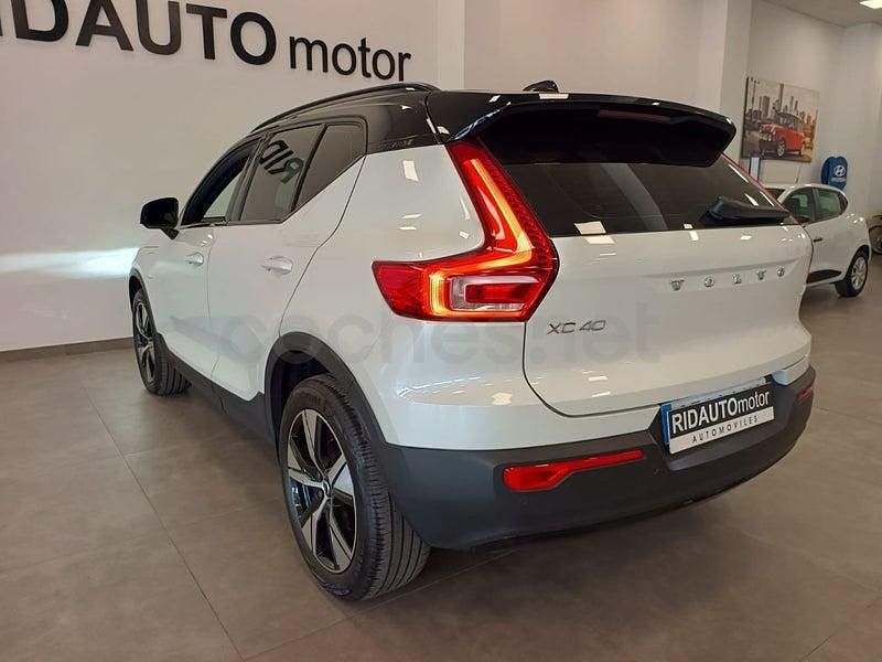Usado Volvo XC40 Core 211 CV (155 kW) 2022 Blanco SUV