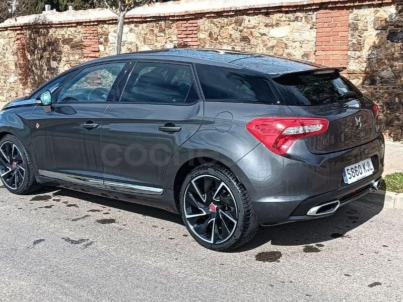 Usado DS Automobiles DS5 181 CV (133 kW) 2018 Gris / plata Utilitario