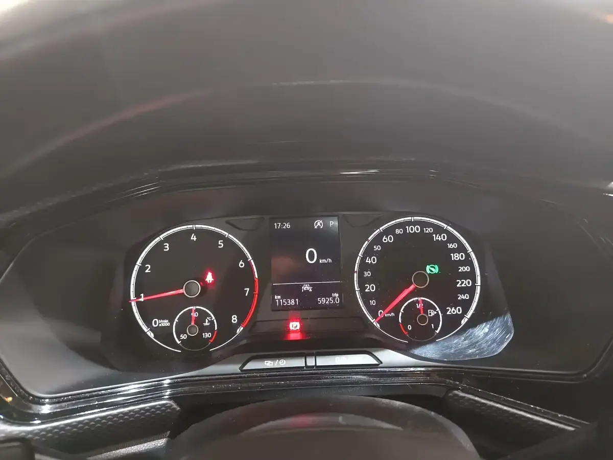 Usado VW T-Cross Advance 110 CV (80 kW) 2022 Naranja SUV