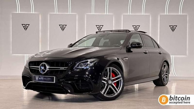 Negro Usado 2019 Mercedes E63 AMG AMG Berlina | 68.900 € - Imagen 1/4