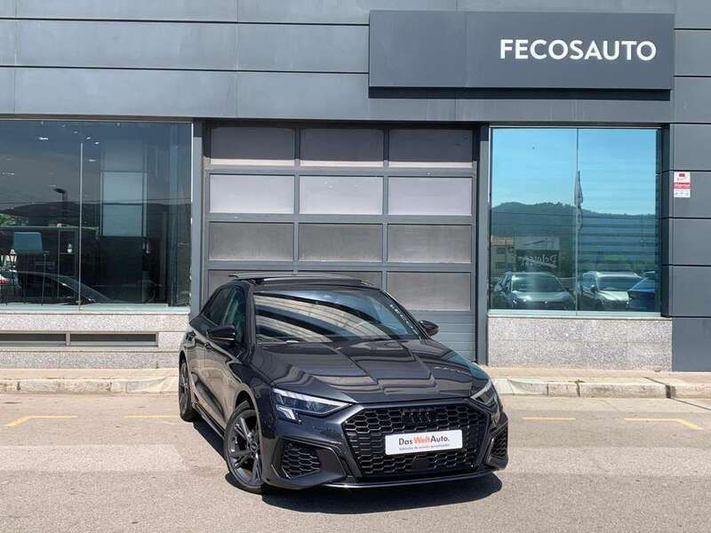 Gris / plata Usado 2022 Audi A3 Sportback S-Line Berlina | 31.990 € (Caro) - Imagen 1/4